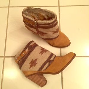 Winter booties - faux fur lining!